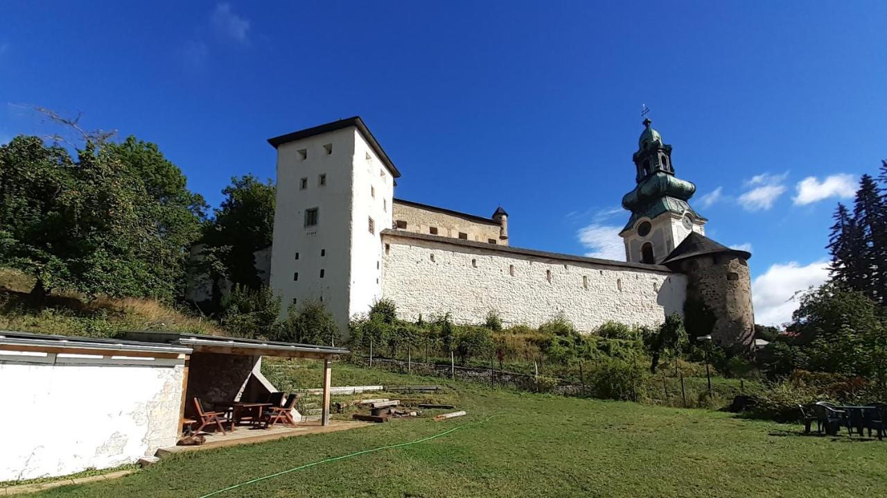 Hostel Skautsky Dom Banská Štiavnica Eksteriør bilde