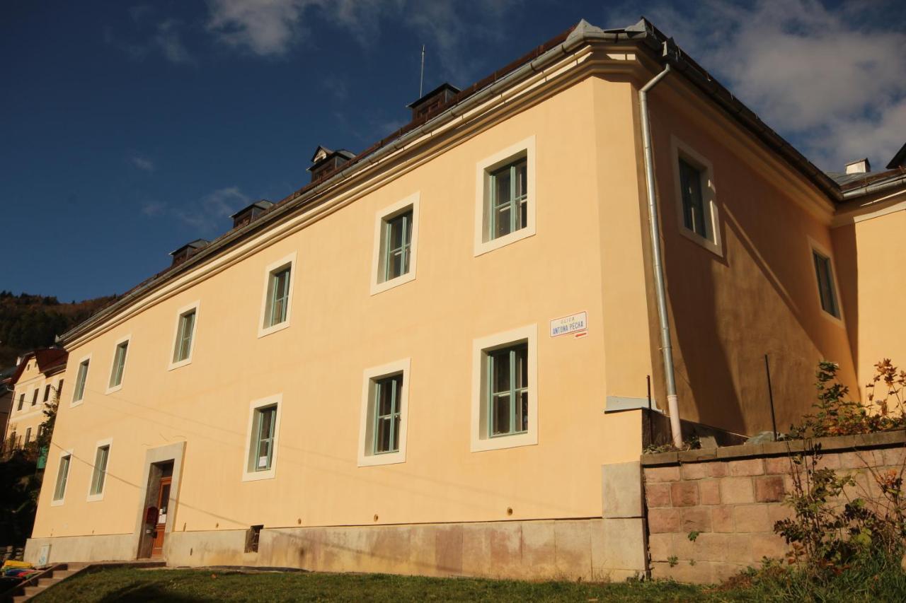 Hostel Skautsky Dom Banská Štiavnica Eksteriør bilde