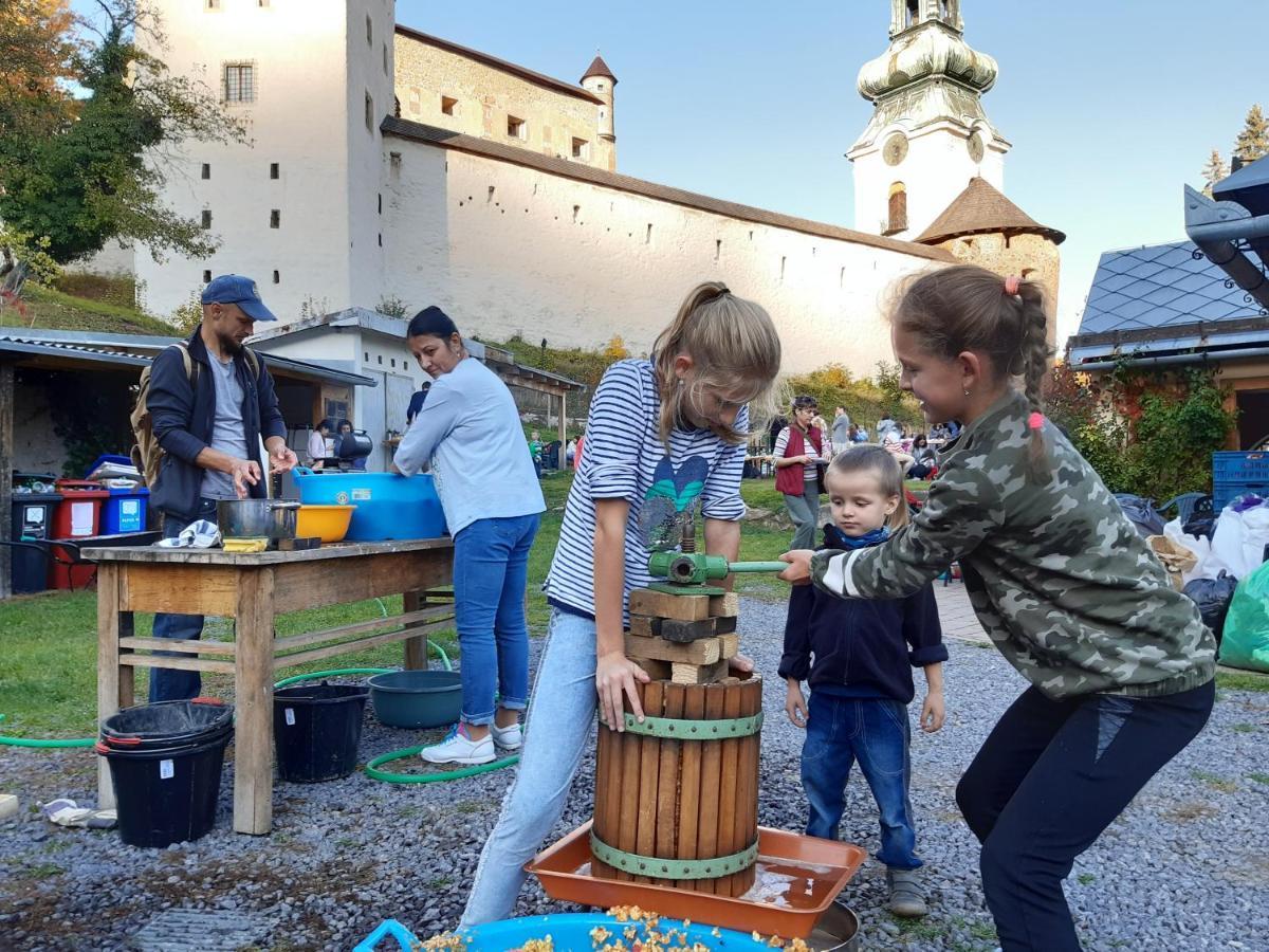 Hostel Skautsky Dom Banská Štiavnica Eksteriør bilde
